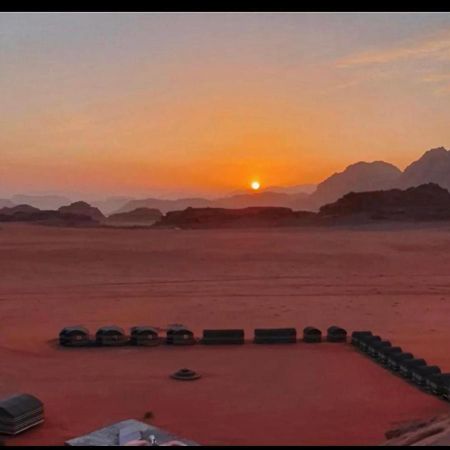Bedouin Adventure & Tours Hotell Wadi Rum Exteriör bild